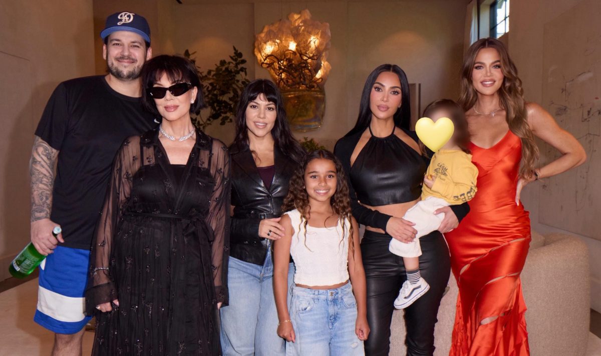 Rob Kardashian makes rare appearance for sister Khloe's birthday Rob Kardashian made a rare social media appearance in Khloé Kardashian's 42nd birthday